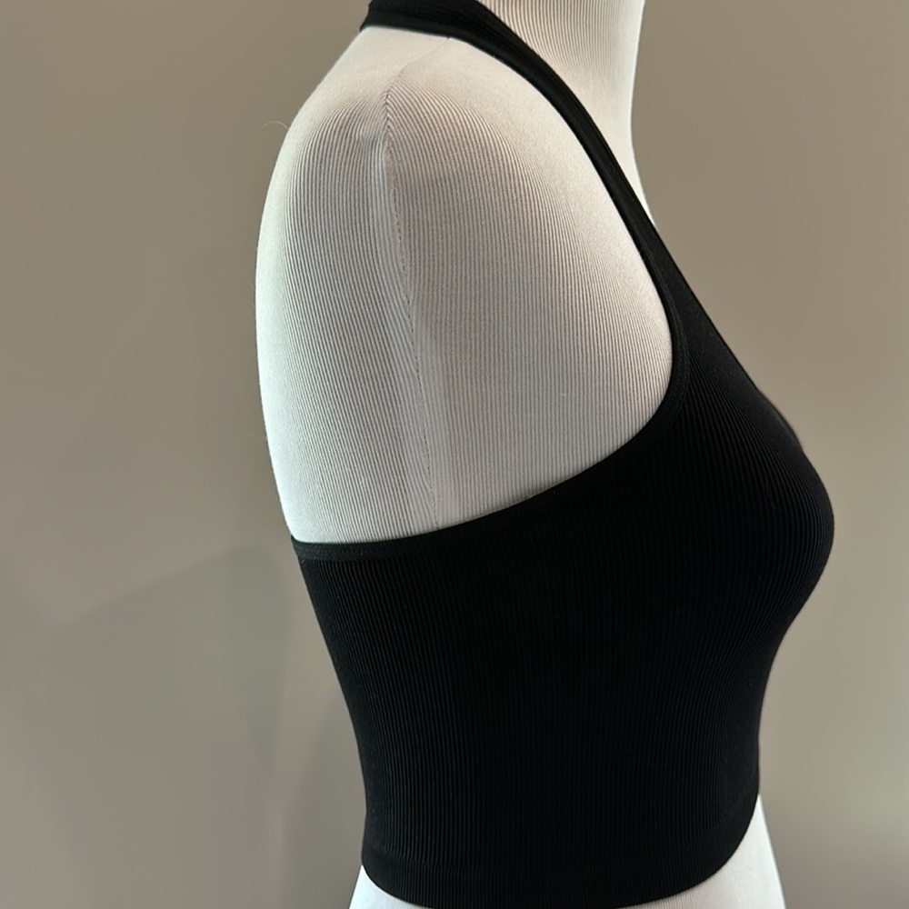 Finely ribbed halter - Picture 2 of 3